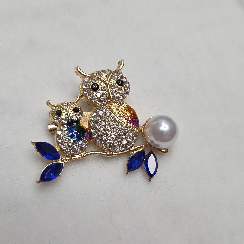 Women's 2 Owls Blue Crystal Brooch Retro Style Pin Rhinestones Sparkling Elegant